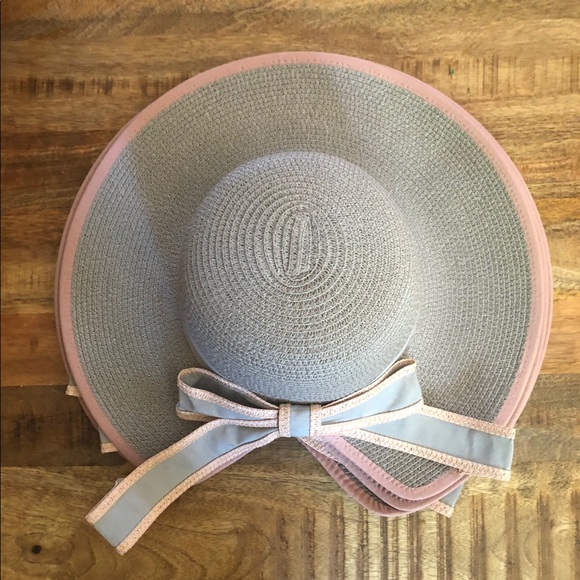 Elegant Women’s Gray Peach Bow Hat - Picture 5 of 5